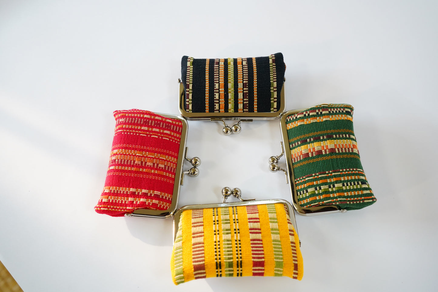 shuriori card holder